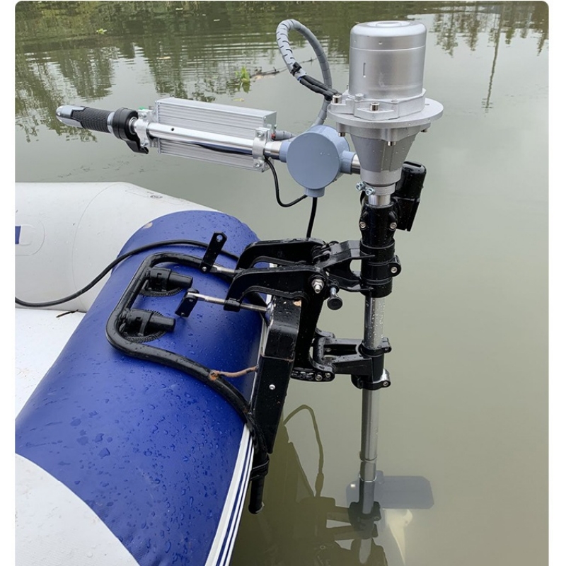 Motore fuoribordo senza spazzo - Fishing Kayak Trolling Motor recensione e prezzo